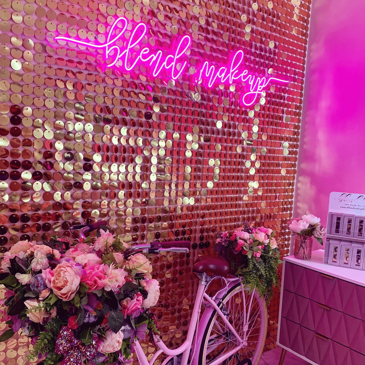 Custom Salon Neon Sign