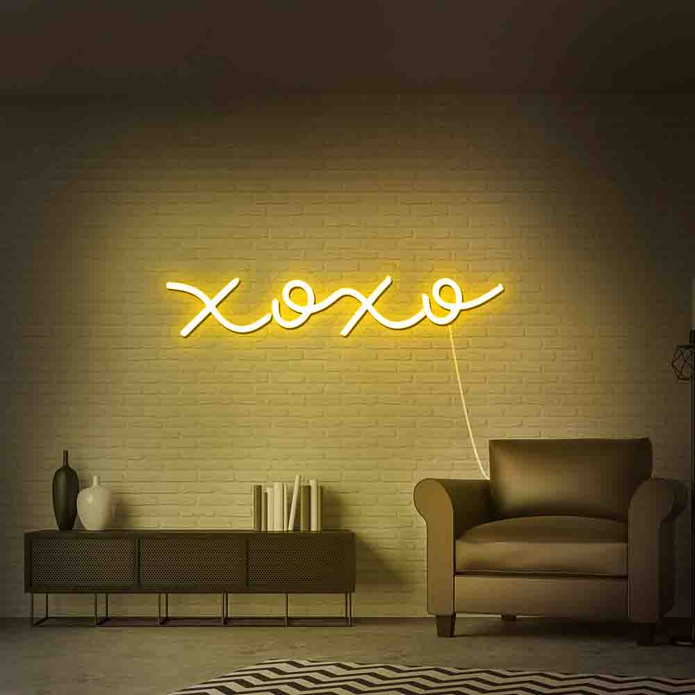 xoxo neon sign