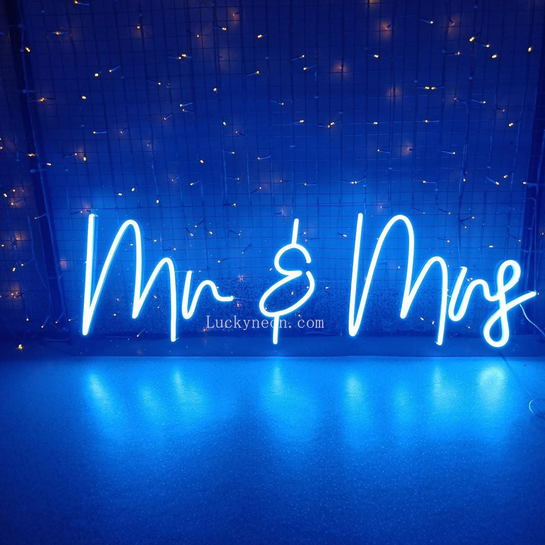 Mr & Mrs - LED Neon Sign