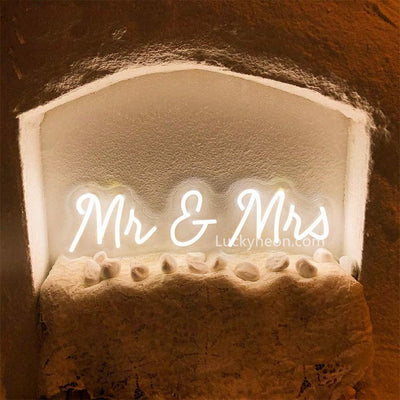 Mr & Mrs - LED Neon Sign