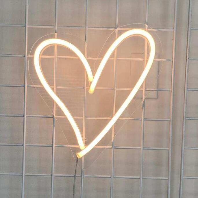 neon lights heart